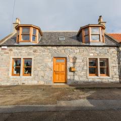 Cullen 117 Seatown With Sea Views