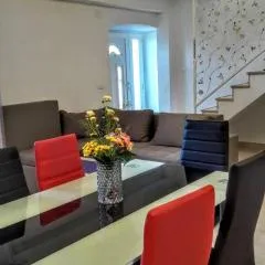Holiday apartments Maslina Paho