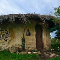 Hobbit House