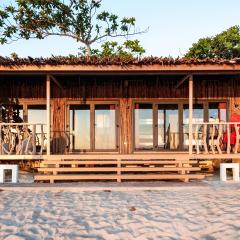 Crusoe Cabins Casobe