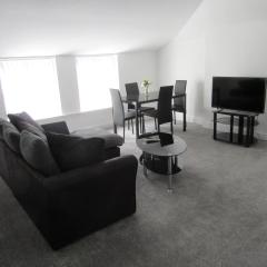 No 6 AT 19 IVANHOE - LARGE 2 BED NEAR SEFTON PARK AND LARK LANE