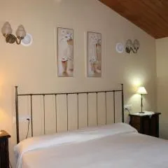 La Bodega Del Camino aka Albergue On TheLe