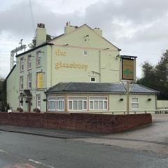 The Glazebury bar and restaurant with accommodation