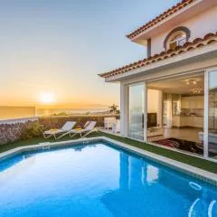 LUXURY WHITE VILLA with sea view, heated pool