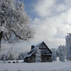 Berggasthof Heuberghaus, direkt am Rennsteig