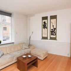 Lovely and Homey Flat in a Great Neighborhood!