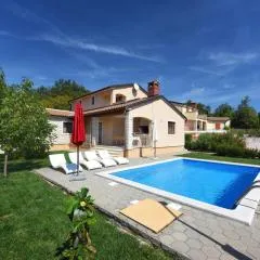Villa Kmacici 598