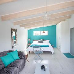 Selkie - Two Restful Studio Apartments near Noordhoek Beach & Restaurants
