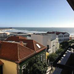 Leça Beach Flat ** Amazing Views ** Porto