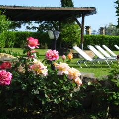 아그리투리스모 빌라니 포데리 네스티 & 쿠폴리(Agriturismo Villani Poderi Nesti & Cupoli)