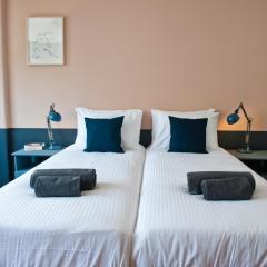 Prosecco Lifestyle in Lisbon by Misha's Place 4B