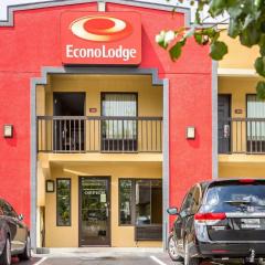 Econo Lodge North