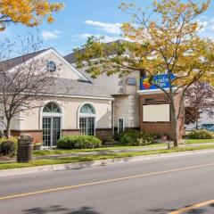 Comfort Inn Lakeside - Mackinaw City