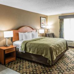 Quality Inn & Suites Columbus