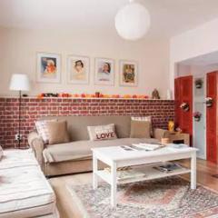 LITTLE HOUSE ON THE ROOFTOP