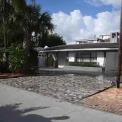 4 bed/4,5 bath Beach House Fort Lauderdale