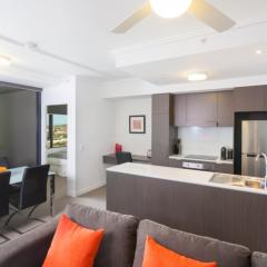 Keeping Cool on Connor - Executive 2BR Fortitude Valley apartment with pool and views