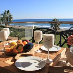 LUXURY GAVA BEACHFRONT APARTMENT BARCELONA