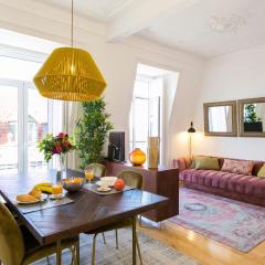 2 beautiful bdr upscale flat embracing Tejo!