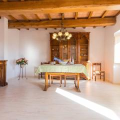 Villa Costanzi: Comfy Apartment Below The Cucco