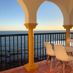 BALCON DEL MAR 2 APARTAMENT ON THE BEACH FRONT