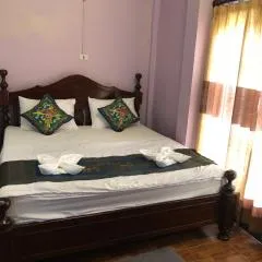 숫차이 게스트하우스 & 레스토랑(Soutjai Guesthouse & Restaurant)