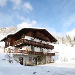 Chalet in Sankt Johann near Ski Lift