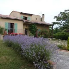 2 chambres lit140 et 2lits 90 dans villa10mn ligue de foot 13mn clinique l union 18mn golf Palmola