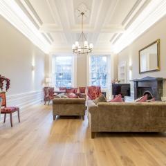 Ultra Luxe 3BR home near Princes St