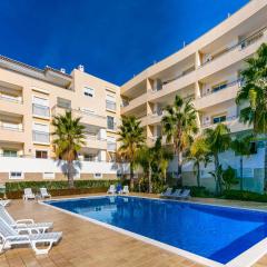 Luxury 1 Bed Fully Equipped with Pool