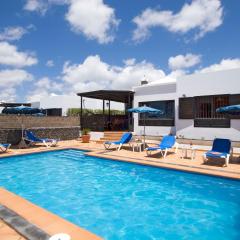 3 bedroom Villa Venus Jupiter and Neptune with private heated pool