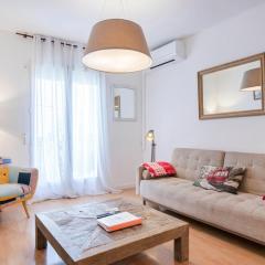 UrbanChicMalaga 3 Bedroom Spacious Quiet Historic Malaga Apt