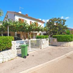 Apartments Miro 1184