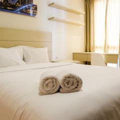 Prime Location Studio Apartment at Elpis Residence near Ancol By Travelio