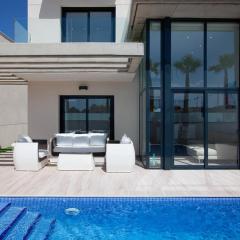 Villa moderne avec piscine privée à Cabo Roig - Costa Blanca