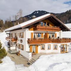 "Haus Alpenblick" - Annehmlichkeiten von 4-Sterne Familien-und Wellnesshotel Viktoria können mitbenutzt werden