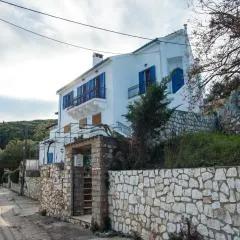 Fey's House waterfront - Φισκάρδο