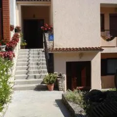 APARTMAN TOMO