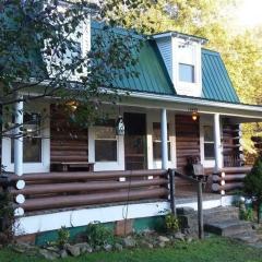 The Lodge - Chestnut Log Cabin & Game Room