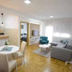 Sunny Apartment 18