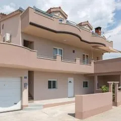 Apartments Mira