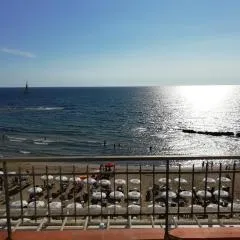 Tana delle Sirene Cilento Coast Acciaroli Sea Pollica