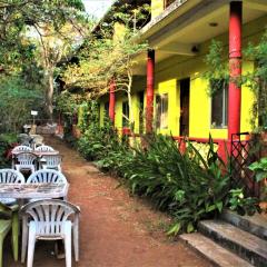 Private rooms near Chapora fort