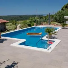 VILLA LIDIA