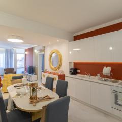 Vitosha Blvd 3-Bedroom, 2-Bathroom Lux Suite