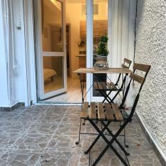 Two Houses Petralona