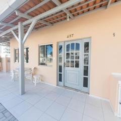 BRUNO KLEMTZ DS1 - CASA COM PISCINA, PARQUE INFANTIL E SALA DE JOGOS- 2 dorm - MEIA PRAIA - ITAPEMA