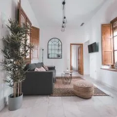 LUXURY & NEW APARTMENT CORREDERA