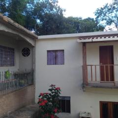 Casa com três quartos em Ibitipoca