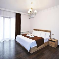 Patriott Hotel